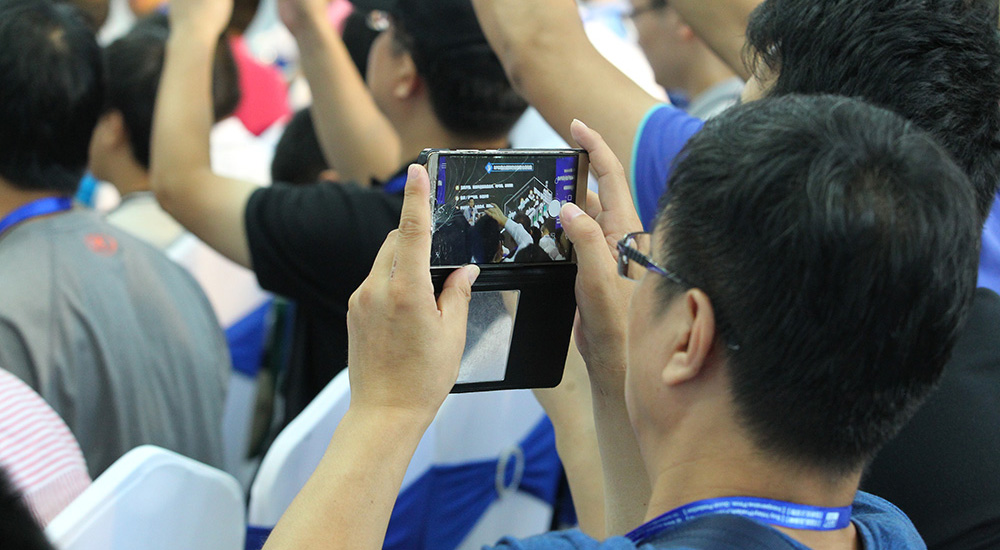 2018���ʮ������������������ļ�չ����ٰ�